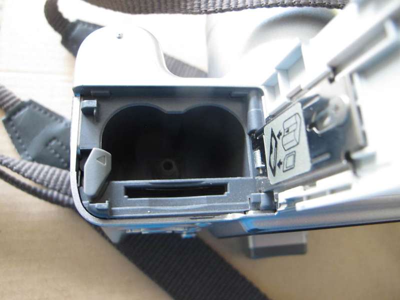 Camera - Panasonic Lumix DMC FZ7 - 12 x Optical Zoom - with Charger -Requires Battery